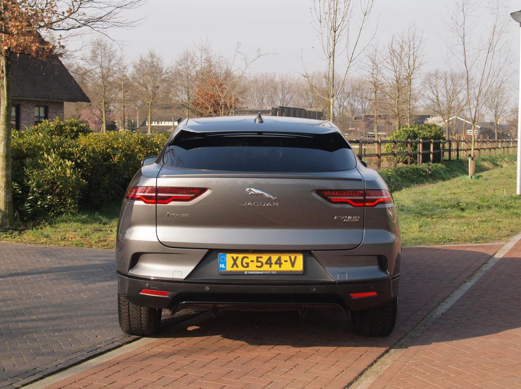 Jaguar I-PACE – foto 5