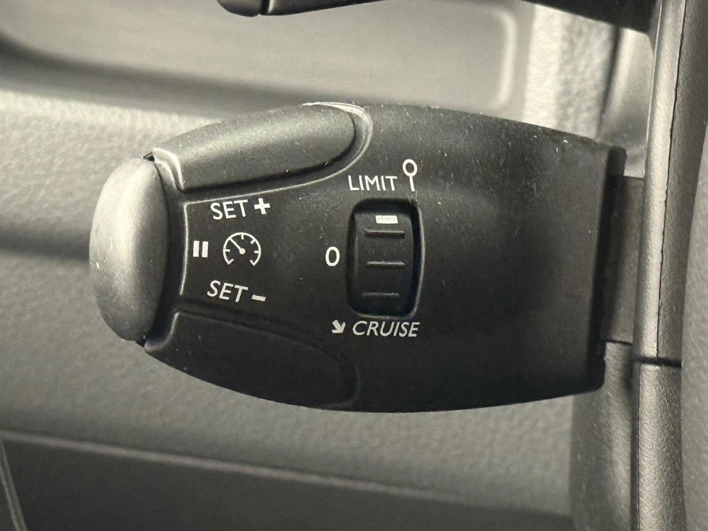 Opel Vivaro – foto 24