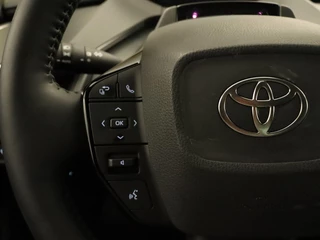 Toyota Prius – thumbnail 25