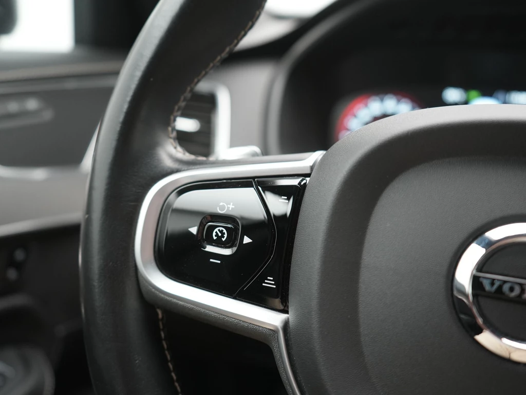 Volvo XC90 – foto 31