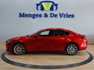 Mazda 3 – thumbnail 2
