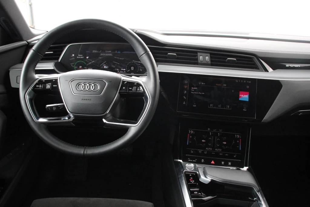 Audi e-tron – foto 14