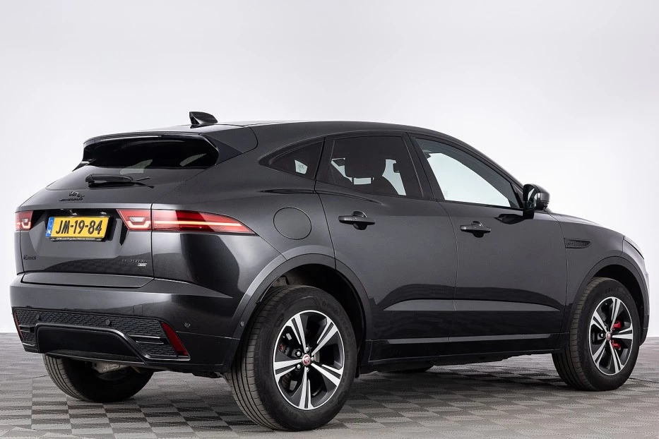 Jaguar E-PACE – foto 5