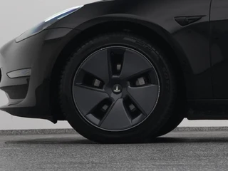 Tesla Model 3 – thumbnail 39