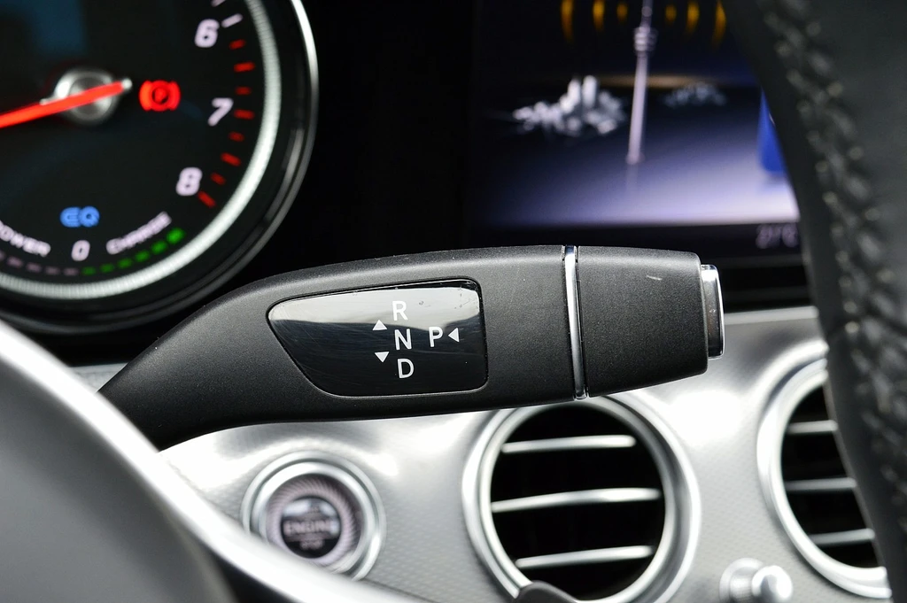Mercedes-Benz E-Klasse – foto 29