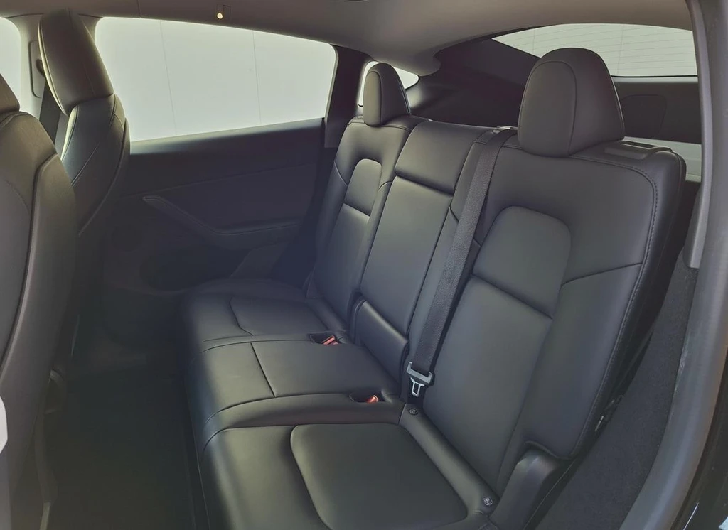 Tesla Model Y – foto 18