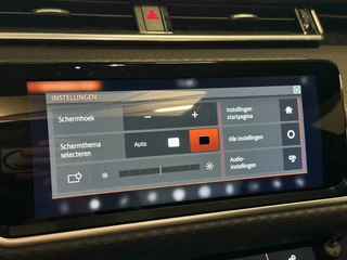 Land Rover Range Rover Velar – thumbnail 25