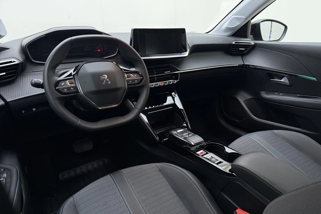 Peugeot e-208 – foto 16