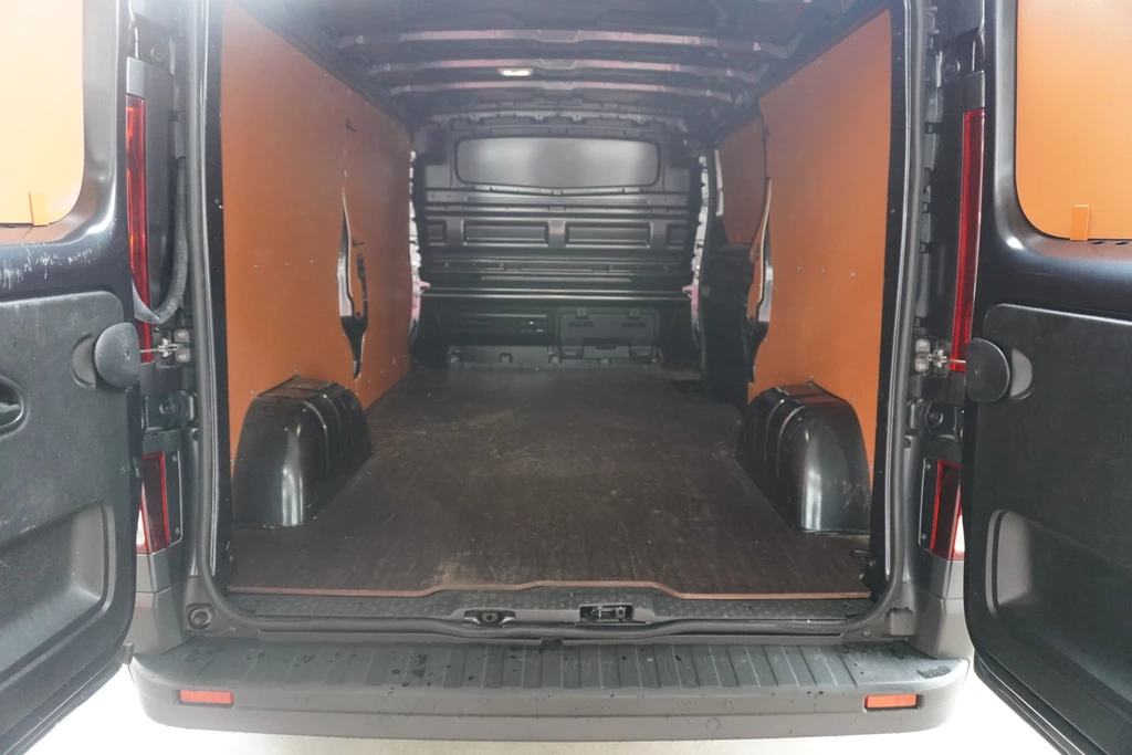 Renault Trafic – foto 12