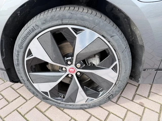 Jaguar I-PACE – thumbnail 13