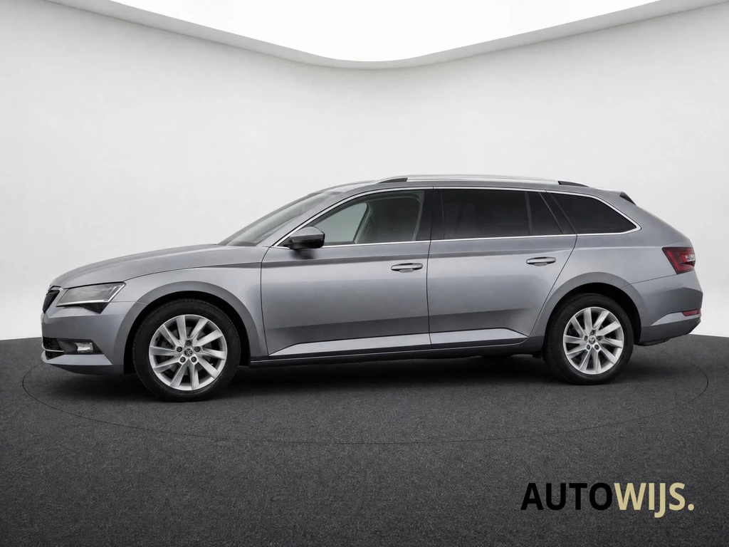 Škoda Superb – foto 2
