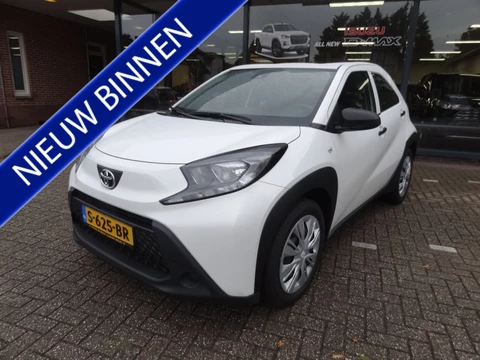 Toyota Aygo X 1.0 VVT-i MT airco / Apple Carplay / Android Auto / adaptive cruise control / touchscreen radio / DAB / Toyota 10 jaar garantie programma / Toyota pechhulppas / rijklaarprijs incl. onderhoud & garantie