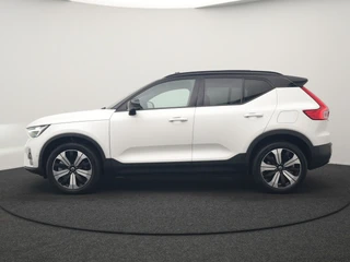 Volvo XC40 – thumbnail 3