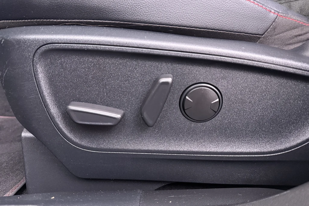 Ford Kuga – foto 18