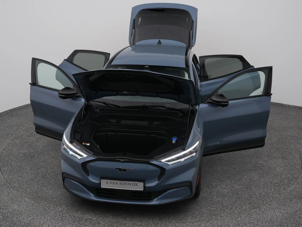 Ford Mustang Mach-E – foto 18