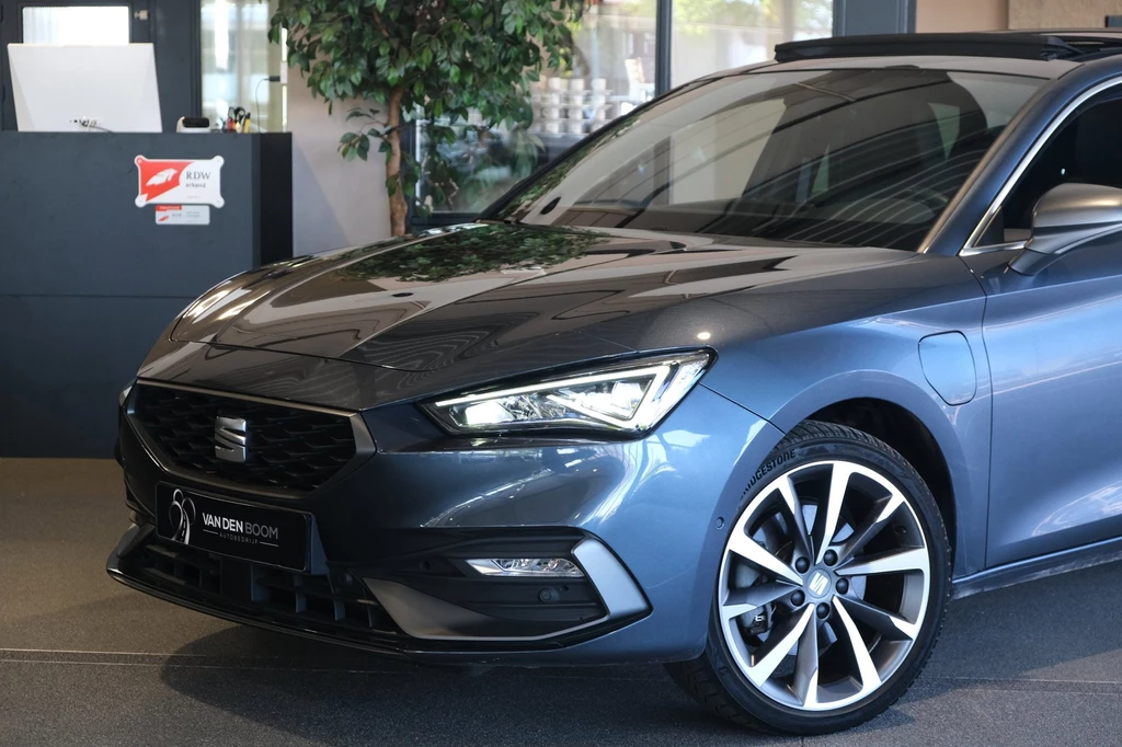 SEAT Leon – foto 2