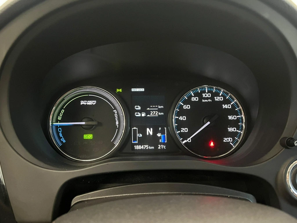 Mitsubishi Outlander – foto 16