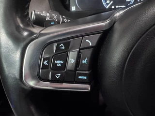 Jaguar F-PACE – thumbnail 21