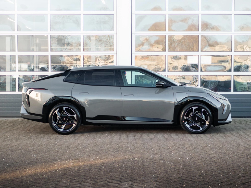 Kia EV4 – foto 7