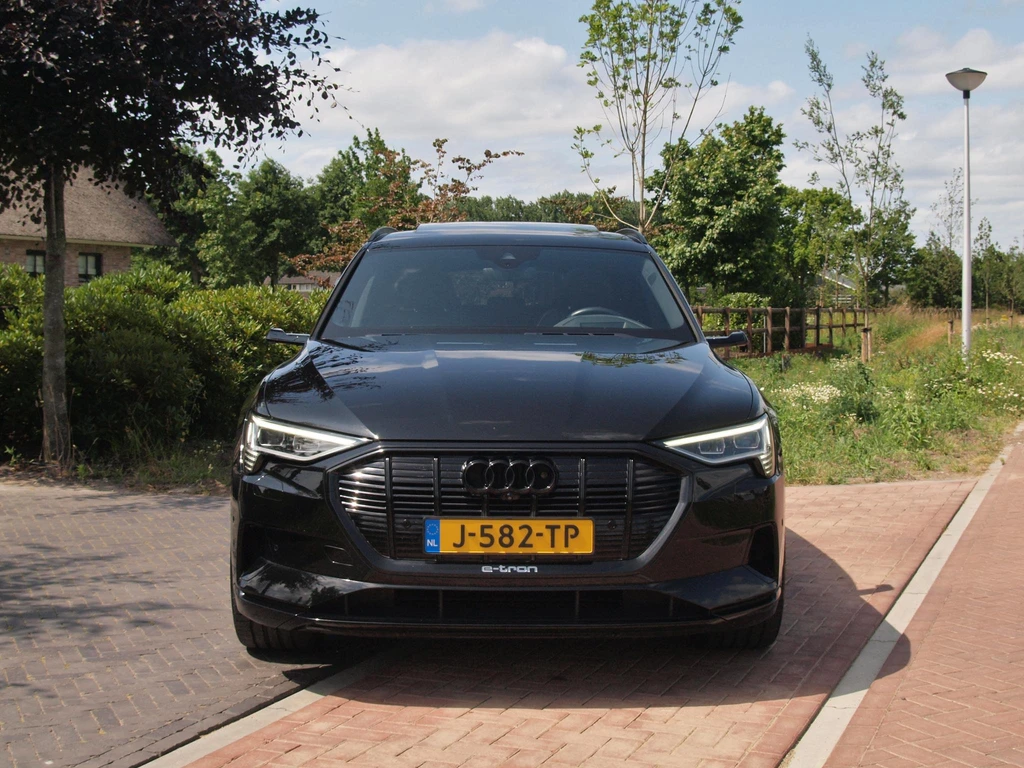 Audi e-tron – foto 10