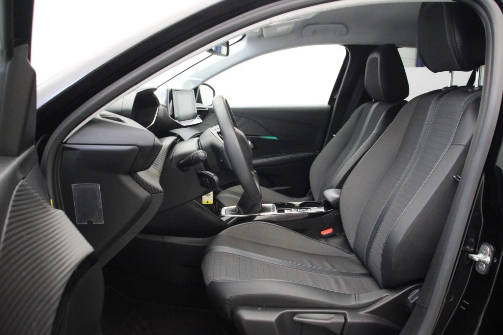 Peugeot 208 – foto 12