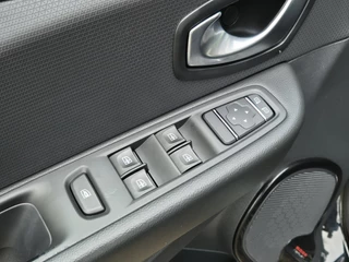 Renault Clio – thumbnail 17