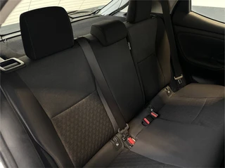 Toyota Yaris – thumbnail 33