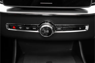 Volvo XC90 – thumbnail 38