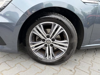Renault Mégane Estate – thumbnail 5