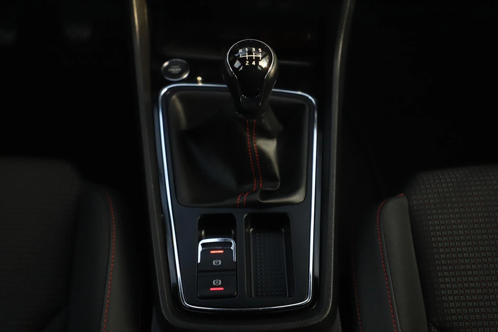 SEAT Leon – foto 17