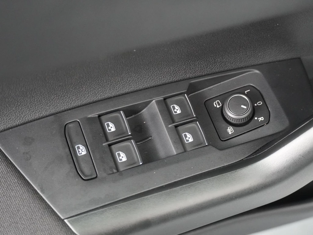 Volkswagen Taigo – foto 8