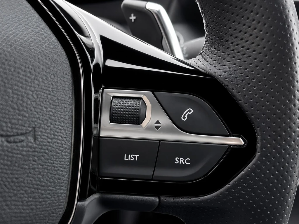 Peugeot 208 – foto 16