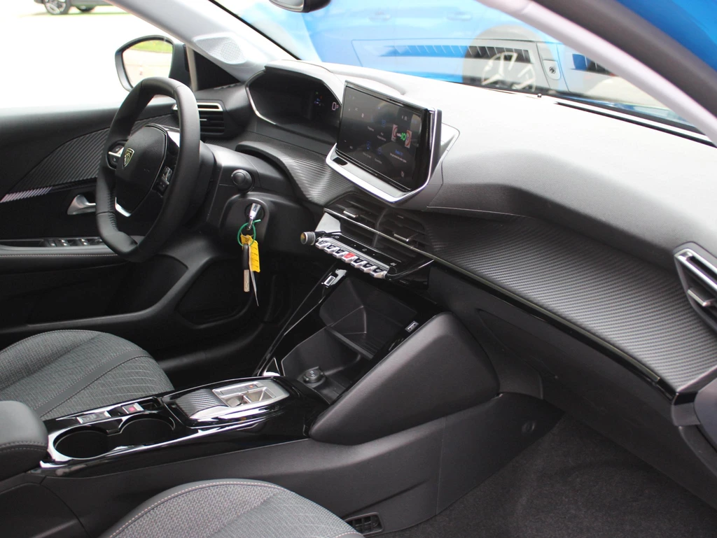 Peugeot 208 – foto 15