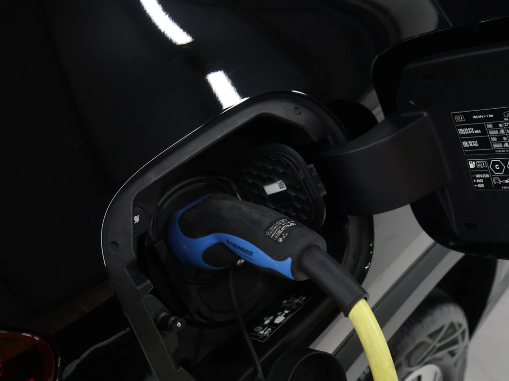Mercedes-Benz EQA – foto 29