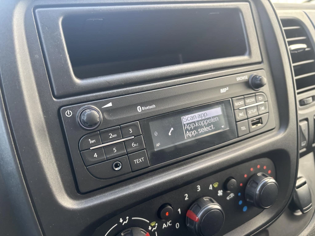 Opel Vivaro – foto 16