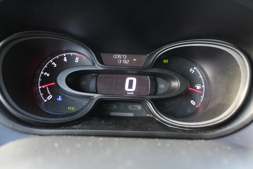Opel Vivaro – foto 15