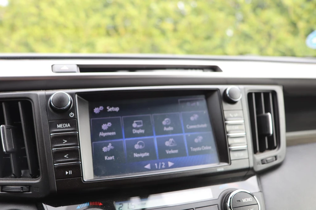 Toyota RAV4 – foto 11