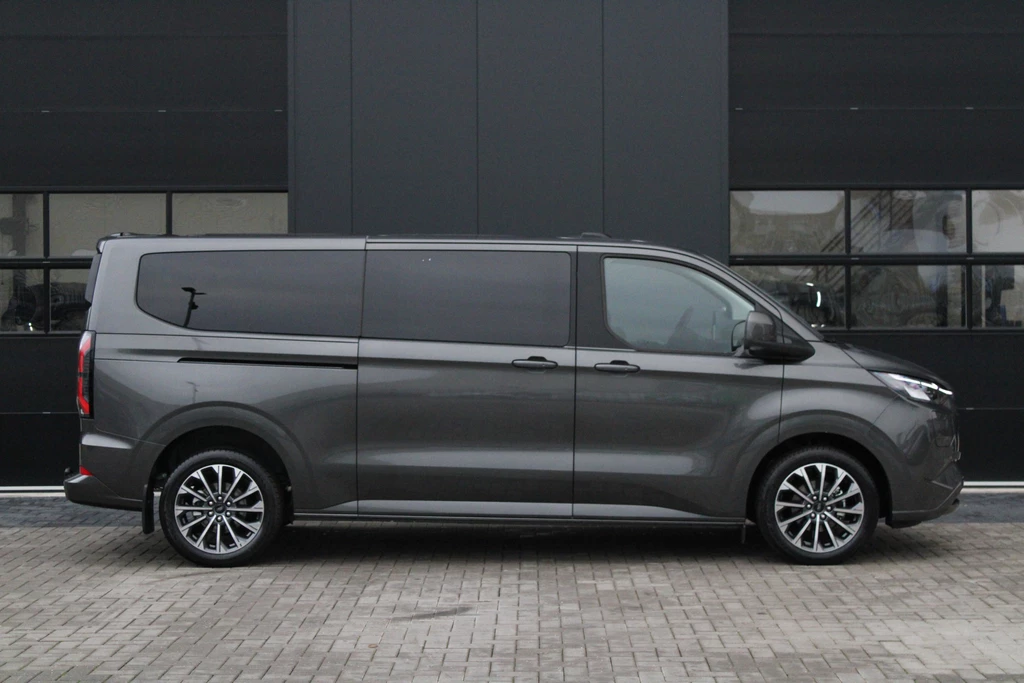 Ford Tourneo Custom – foto 6