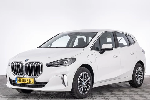 BMW 2 Serie 225 Active Tourer xDrive Luxury Line | Keyless | Camera .
