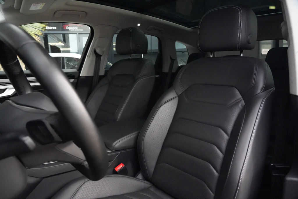 Volkswagen Touareg – foto 7