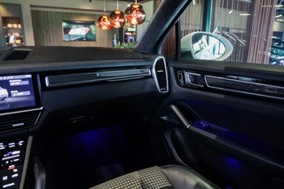 Porsche Cayenne – thumbnail 33