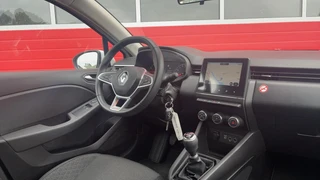 Renault Clio – thumbnail 3