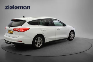 Ford Focus – thumbnail 5