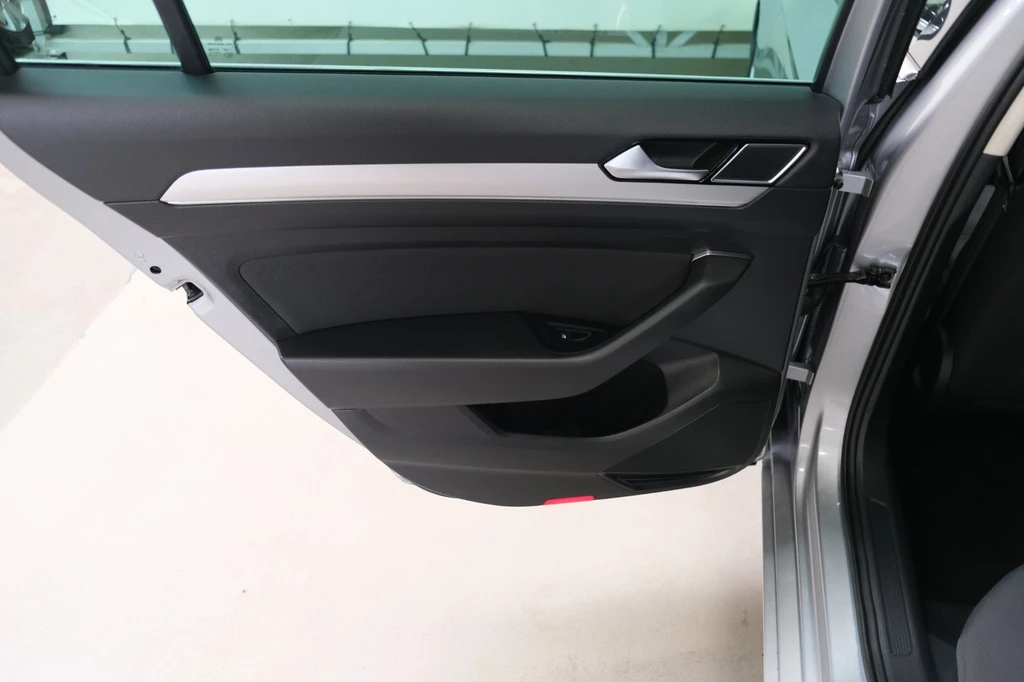 Volkswagen Passat – foto 9