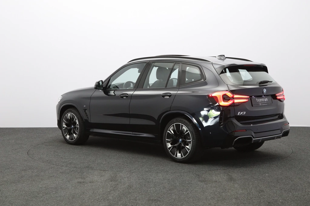 BMW iX3 – foto 3