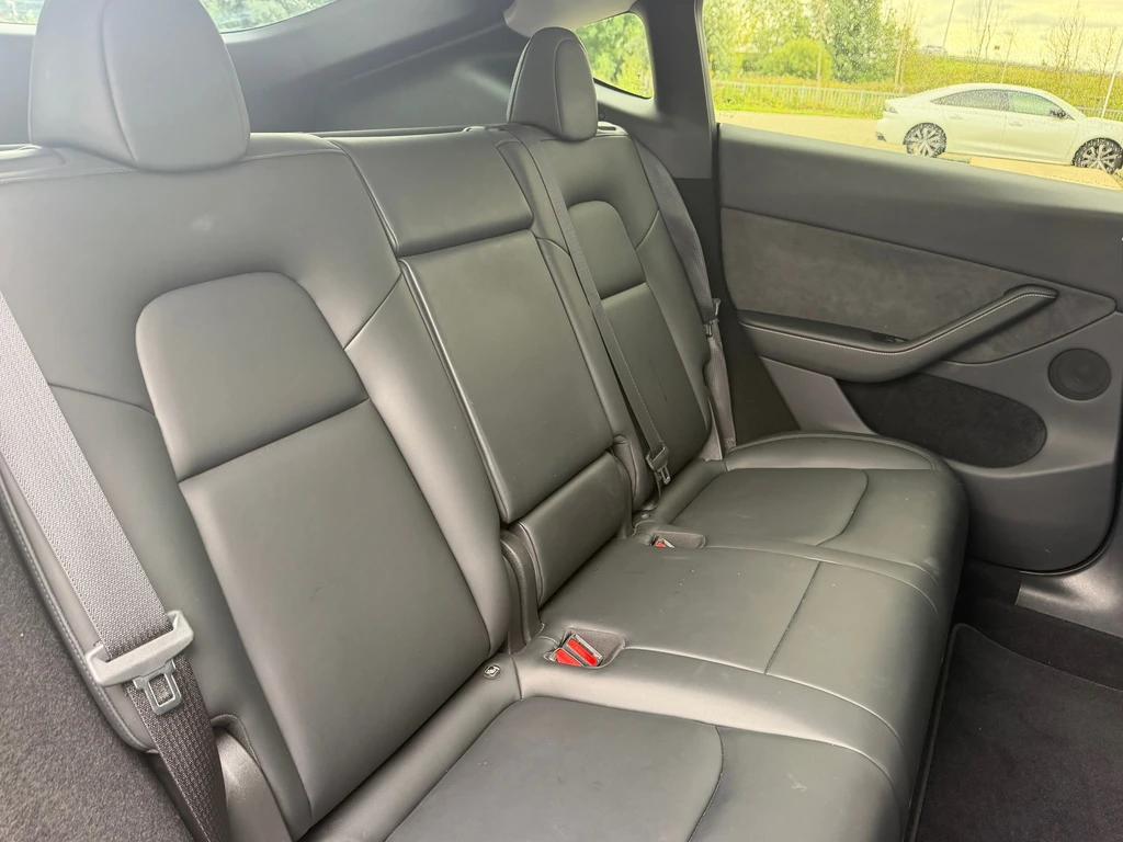 Tesla Model Y – foto 13