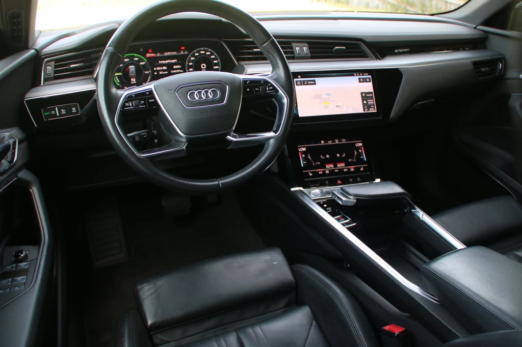 Audi e-tron – foto 10