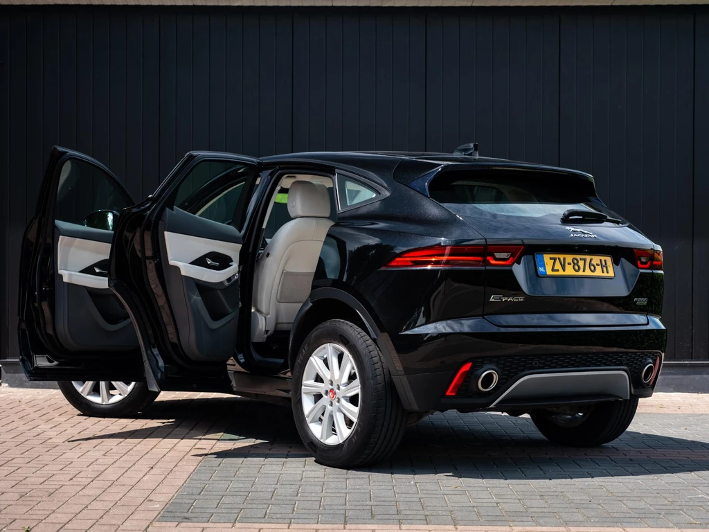 Jaguar E-PACE – foto 5