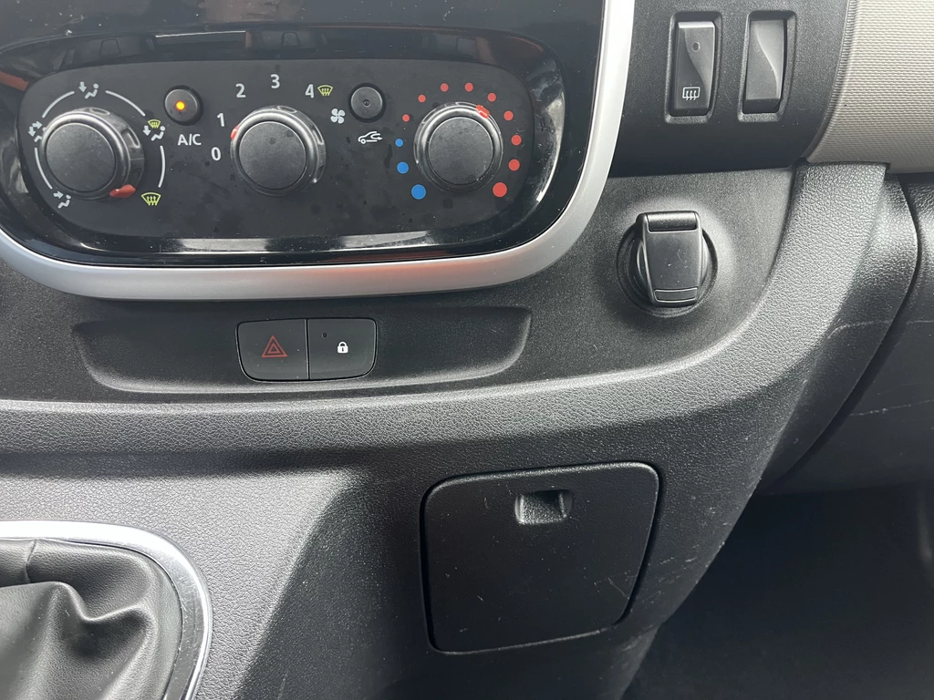 Renault Trafic – foto 20