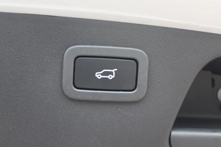 Jaguar E-PACE – thumbnail 33